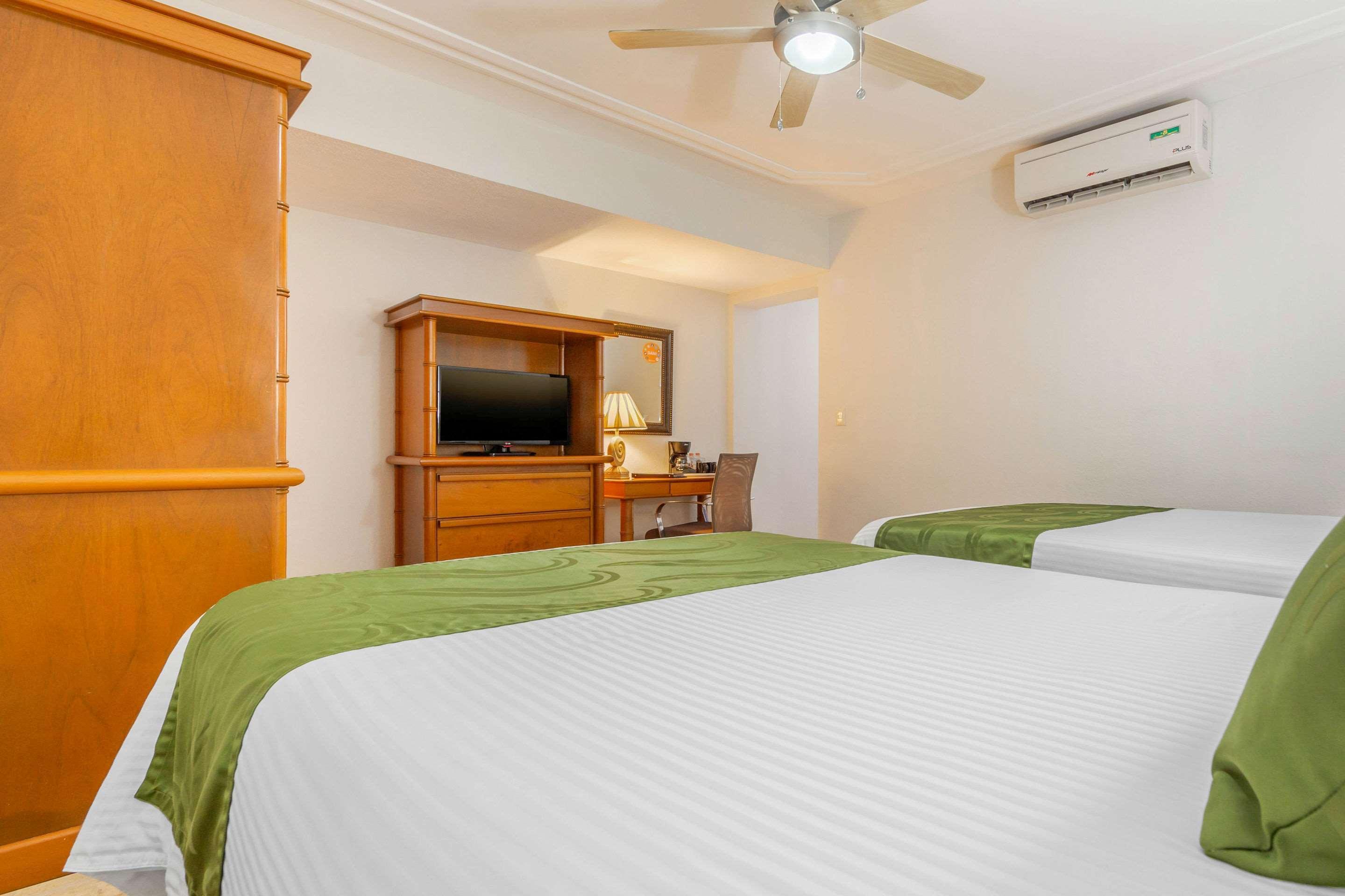 Quality Inn Mazatlán Zewnętrze zdjęcie