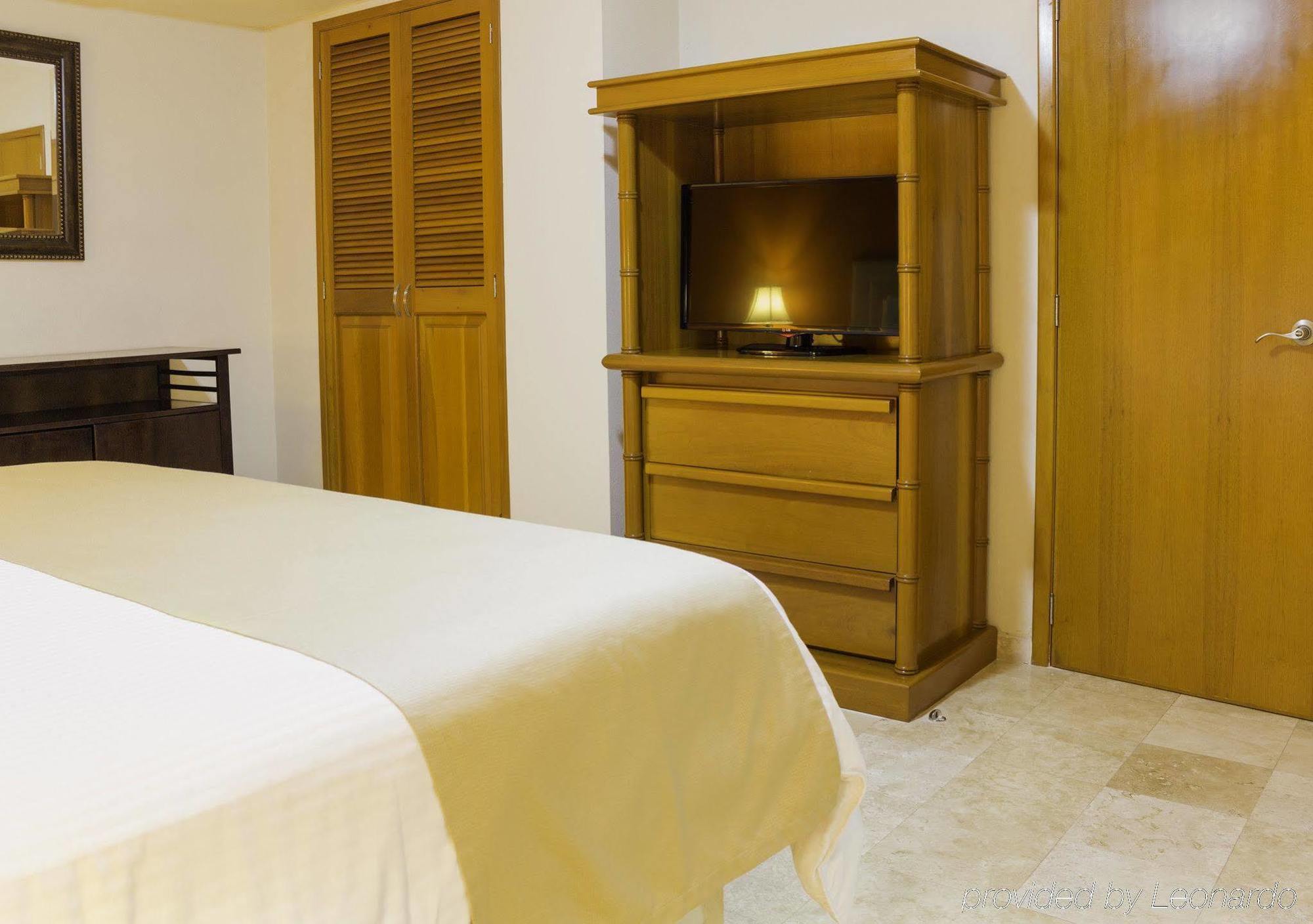 Quality Inn Mazatlán Zewnętrze zdjęcie